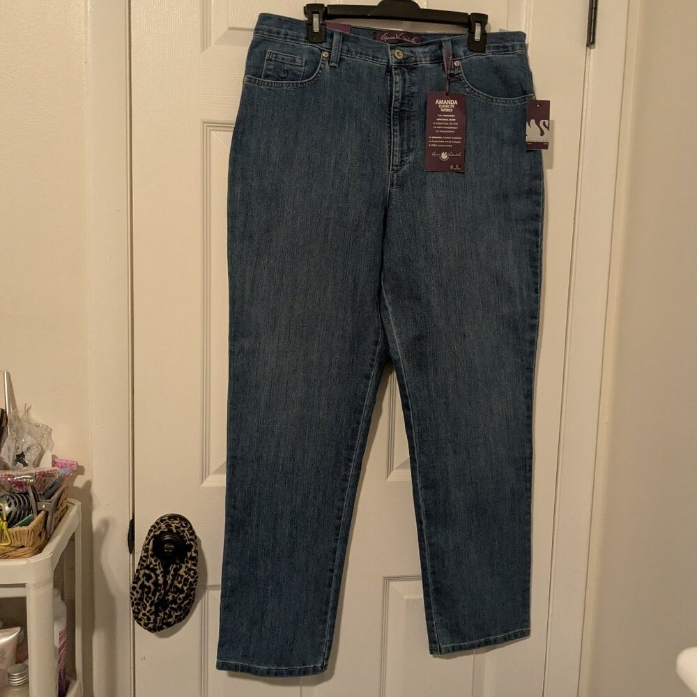 Gloria Vanderbilt NWT Amanda classic tapered jeans size 16